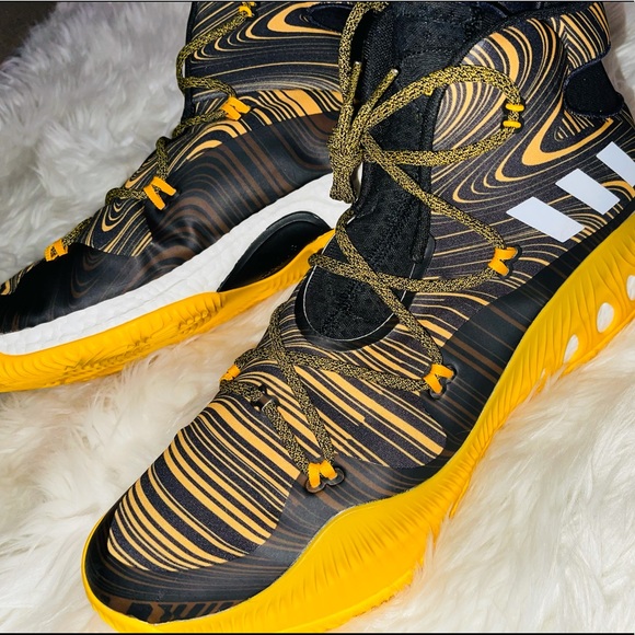 NEW💫Adidas Men’s Crazy Explosive Basketball Shoes - Picture 10 of 17